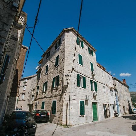 Apartments Ivana トロギール エクステリア 写真